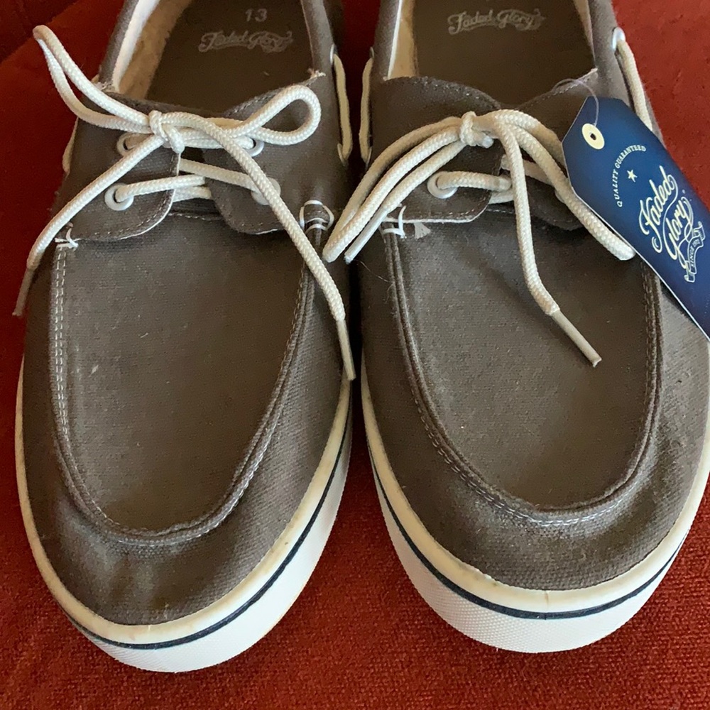 Faded Glory men’s gray canvas “topsiders” NWT size 13